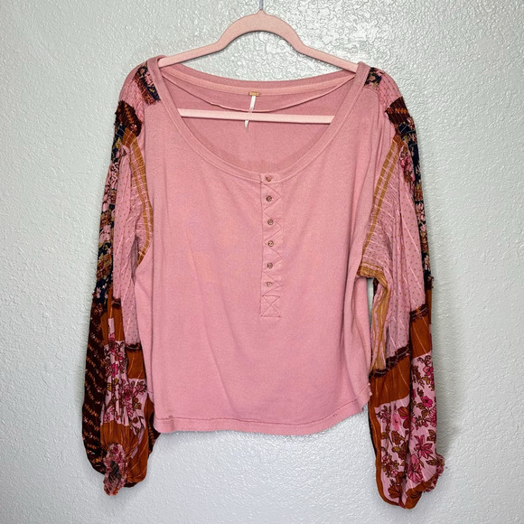 Free People Light Magic Printed Sleeve Henley Top Vintage Pink Women Medium - Picture 3 of 10